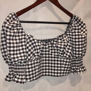 H&M Divided Puff Sleeve Crop Top | Black And White | Size S